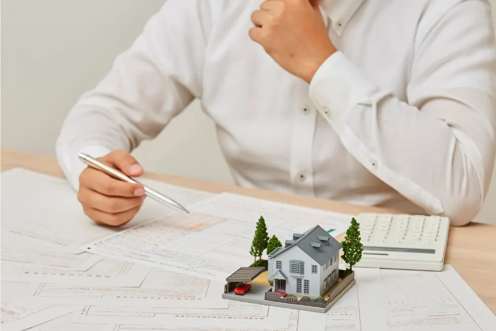 Commercial real estate attorney handling property leasing, buying, selling, and development in Saratoga Springs NY